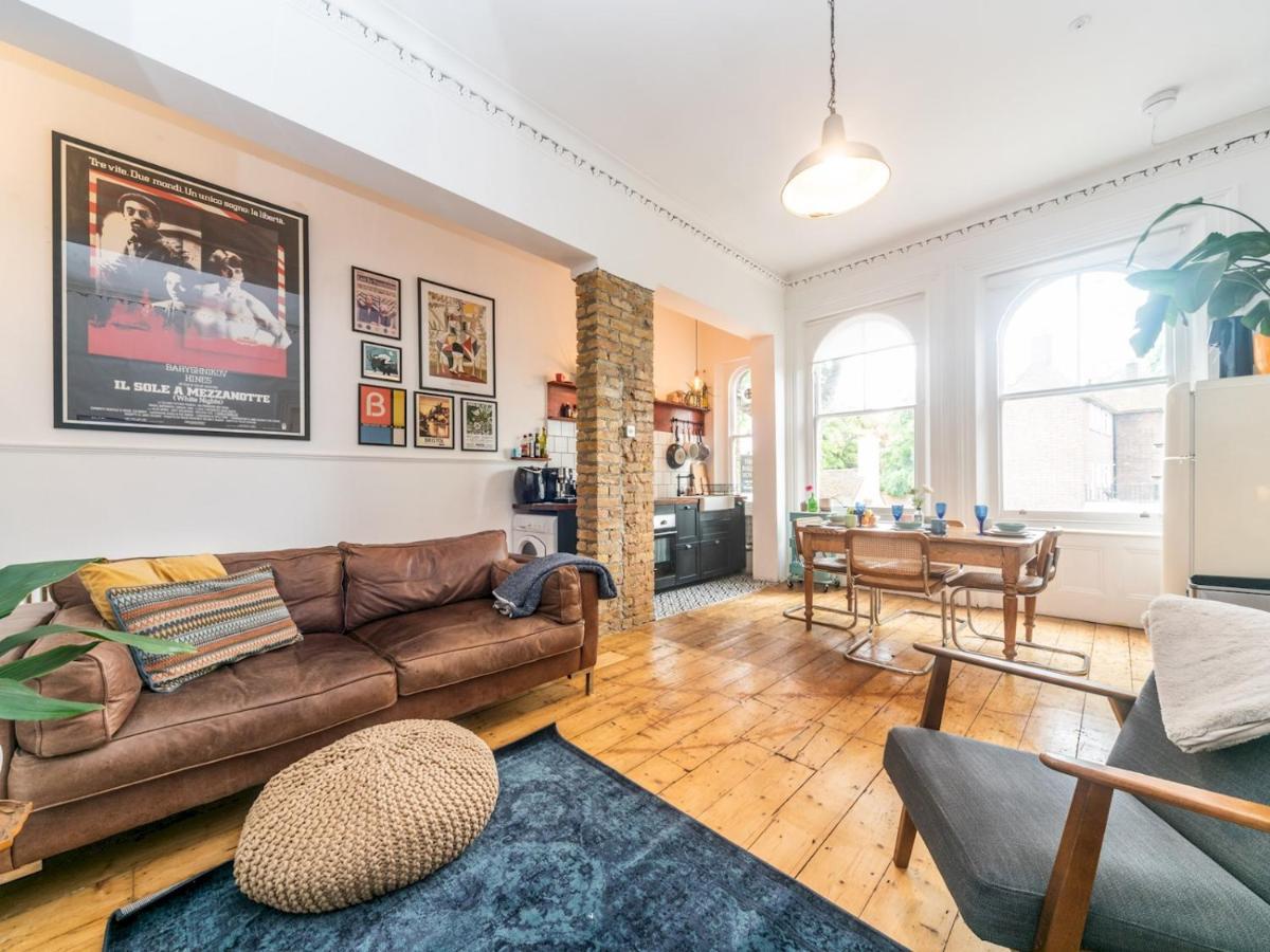 Pass The Keys Rustic And Quirky Flat In Charming Charlton Village Londyn Zewnętrze zdjęcie