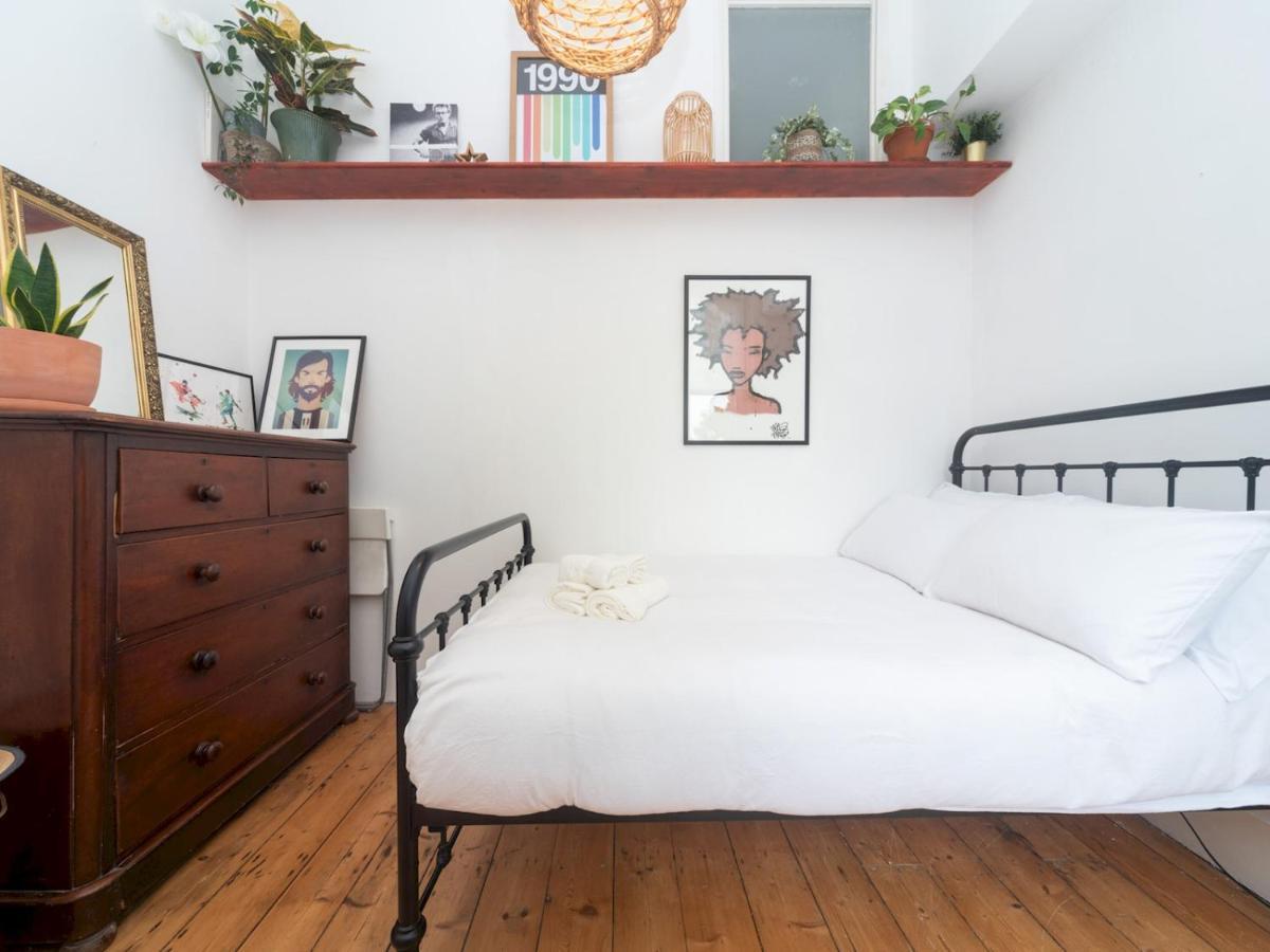 Pass The Keys Rustic And Quirky Flat In Charming Charlton Village Londyn Zewnętrze zdjęcie
