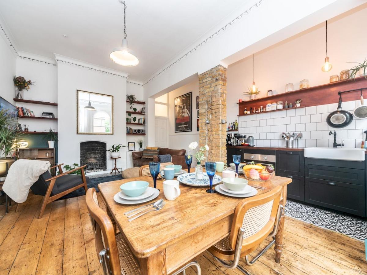 Pass The Keys Rustic And Quirky Flat In Charming Charlton Village Londyn Zewnętrze zdjęcie