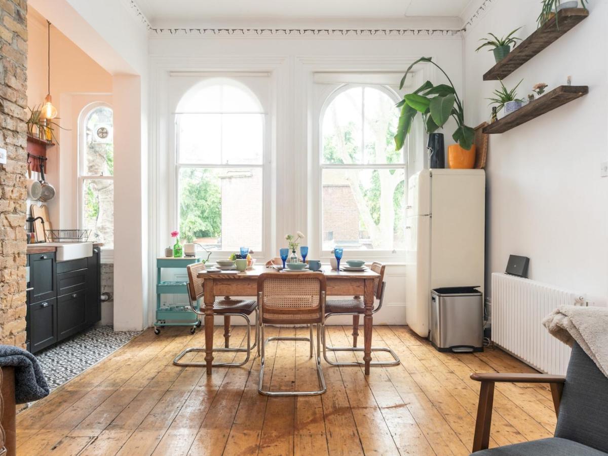Pass The Keys Rustic And Quirky Flat In Charming Charlton Village Londyn Zewnętrze zdjęcie