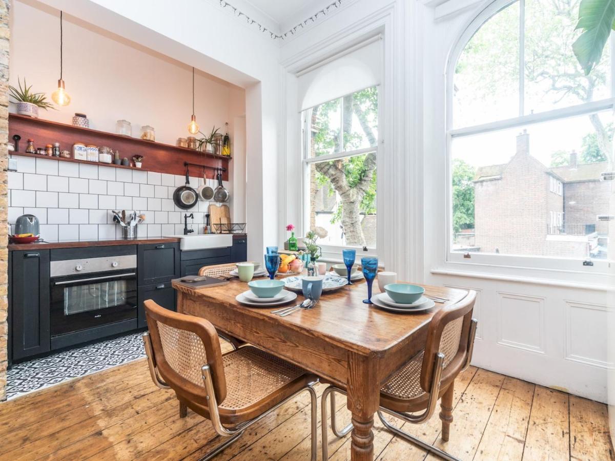 Pass The Keys Rustic And Quirky Flat In Charming Charlton Village Londyn Zewnętrze zdjęcie